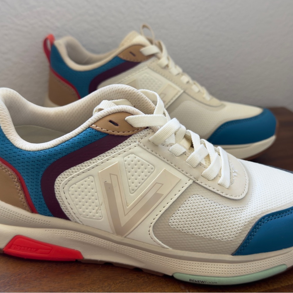 Vionic Women’s Walk Strider 001 Walking Shoes Sneakers - Picture 2 of 9